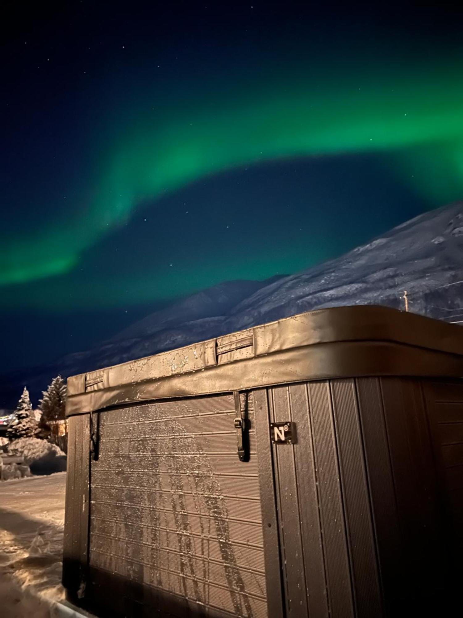 Alpan Apartments, Lyngenfjord Olderdalen Εξωτερικό φωτογραφία