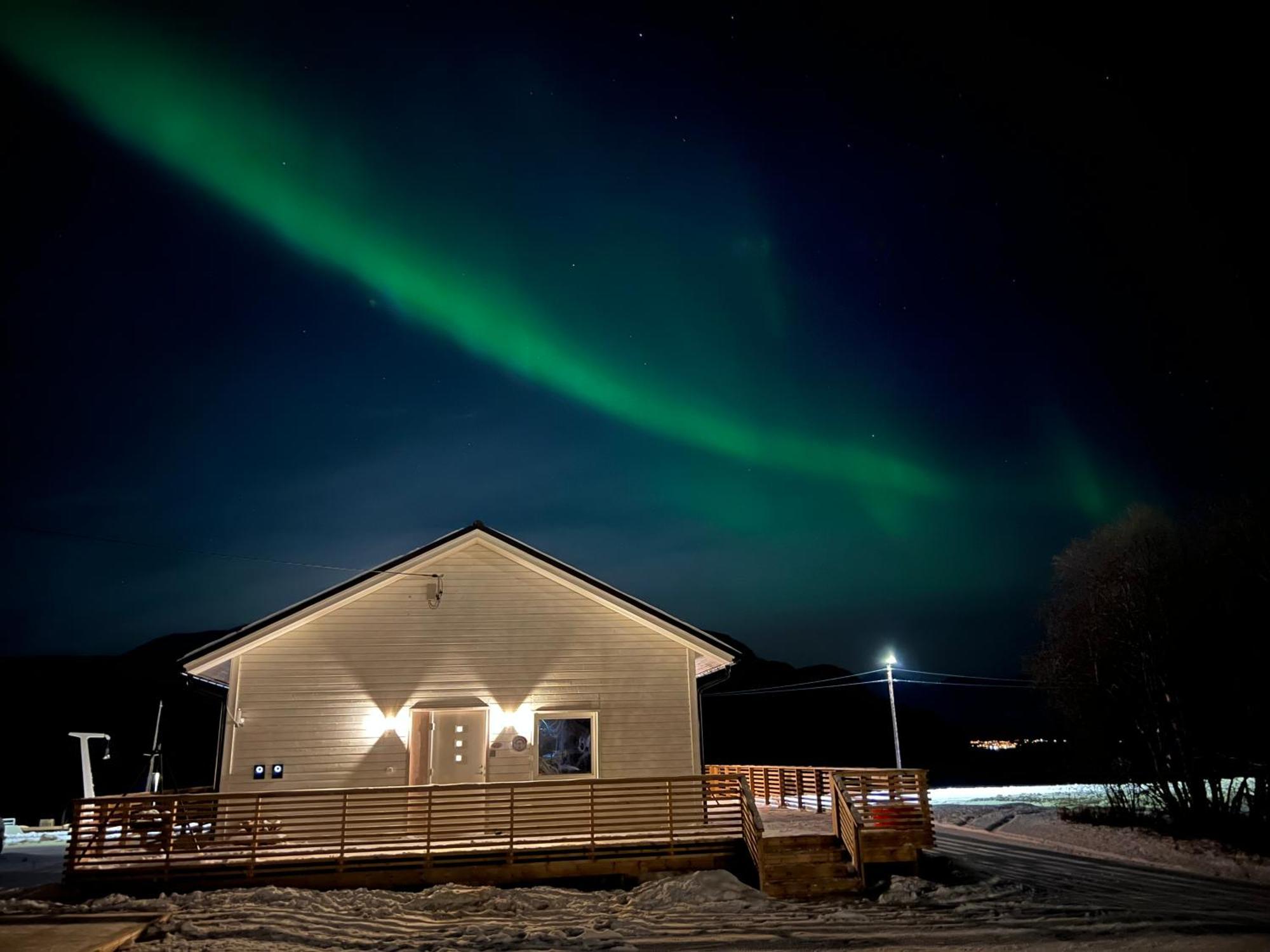 Alpan Apartments, Lyngenfjord Olderdalen Εξωτερικό φωτογραφία