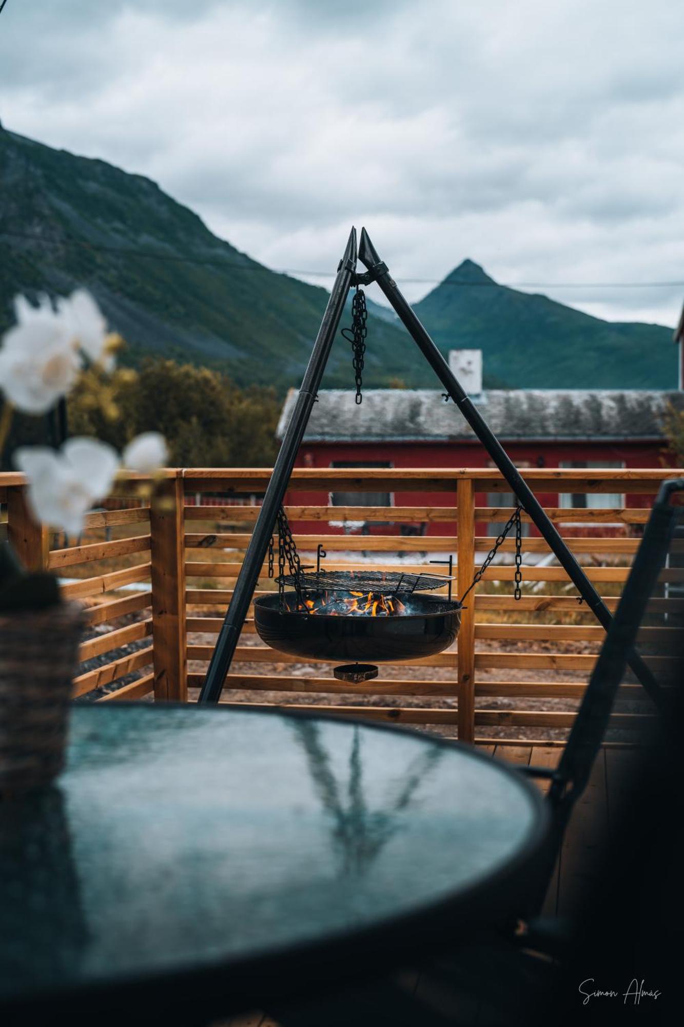 Alpan Apartments, Lyngenfjord Olderdalen Εξωτερικό φωτογραφία